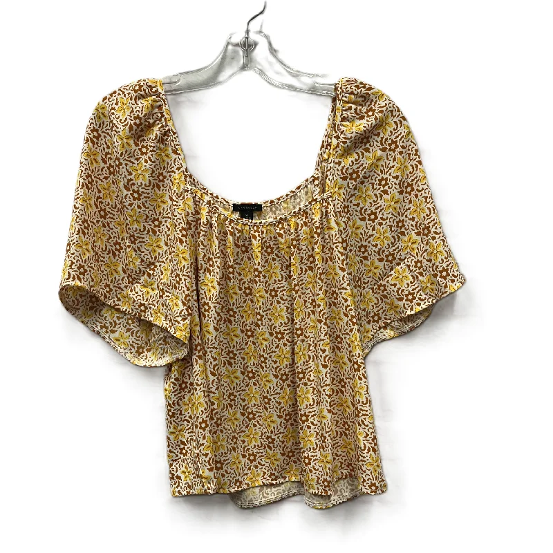 Top Short Sleeve By Ann Taylor In Yellow, Size: Xs