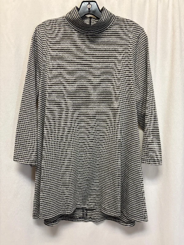 Top Long Sleeve By Kim Rogers In Grey, Size: Xl