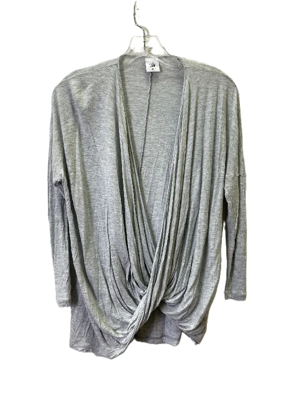 Top Long Sleeve By Cabi In Grey, Size: Xs