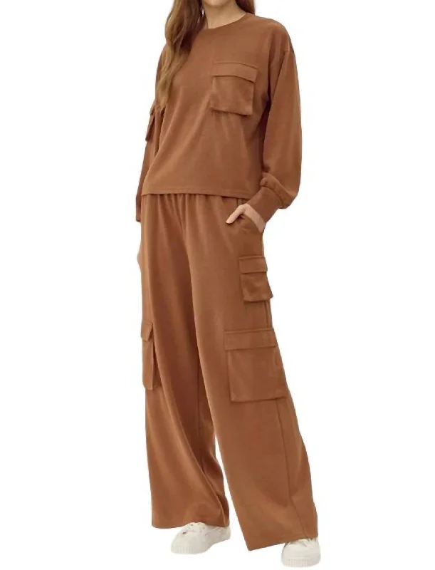 Athletic Top And Cargo Pants Set In Brown