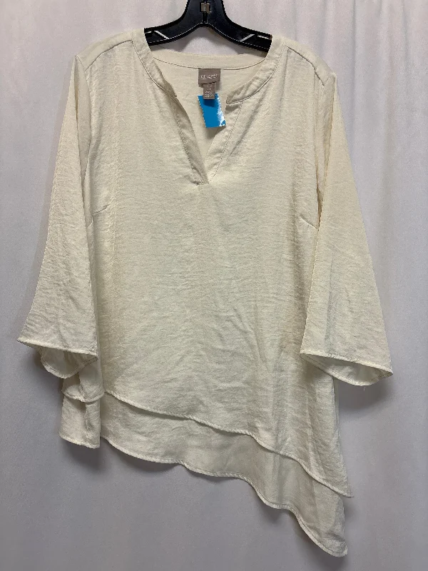 Top 3/4 Sleeve By Chicos In Cream, Size: Xl