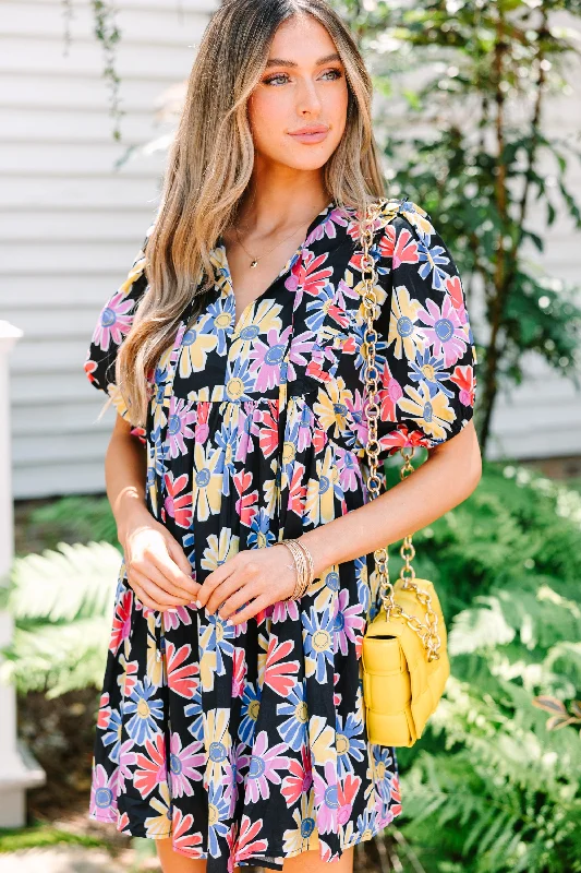 Flash Sale On Stylish Outfits – Hurry Before It's Gone Love In The Air Black Floral Babydoll Dress