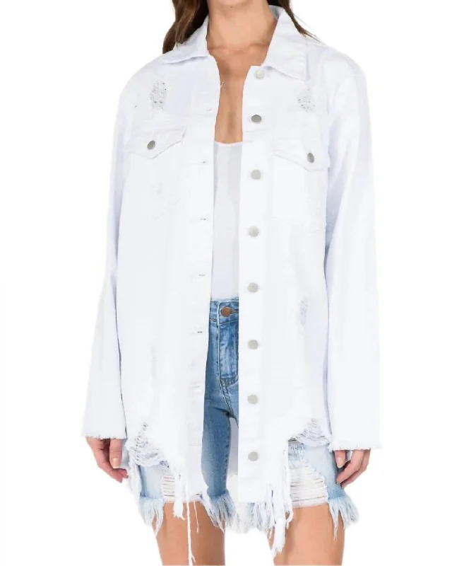 Chic Distressed Denim Jacket In White